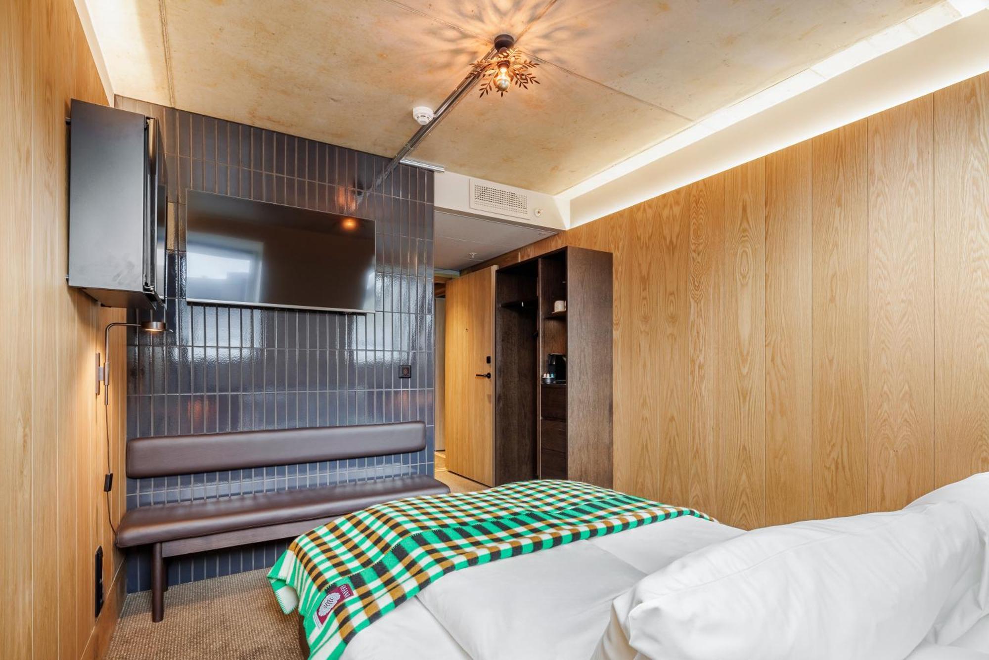 Skostredet Hotel Берген Екстериор снимка